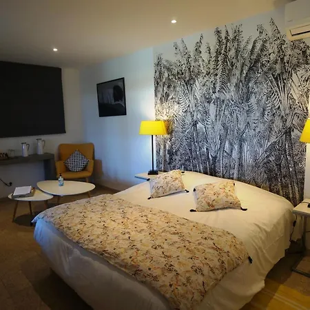 Mas Lou Caloun - D'hote Face A La Piscine En Camargue - Les Maries De La Bed & Breakfast