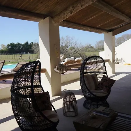 Mas Lou Caloun - D'hote Face A La Piscine En Camargue - Les Maries De La Bed & Breakfast *