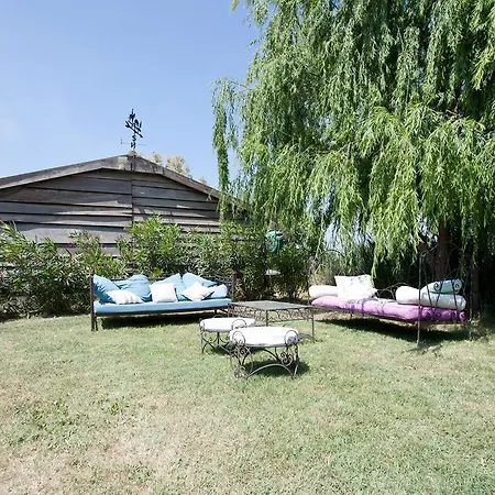 Bed & Breakfast Mas Lou Caloun - D'hote Face A La Piscine En Camargue - Les Maries De La *
